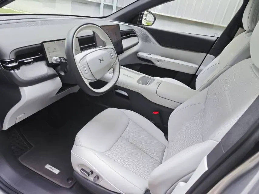 2025 Xpeng G6 BEV 68.5KWH,autocango,china used car exporter,china ev exporter,chinese used car exporter,chinese used ev exporter