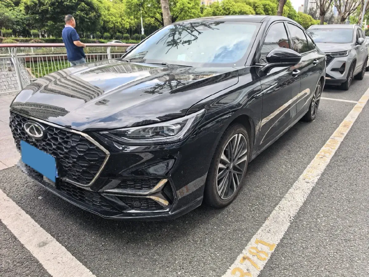 2025 Chery Arrizo 8 Pro 2.0T 254HP L4 7DCT,autocango,china used car exporter,china ev exporter,chinese used car exporter,chinese used ev exporter