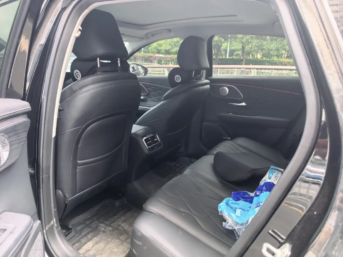 2025 Chery Arrizo 8 Pro 2.0T 254HP L4 7DCT,autocango,china used car exporter,china ev exporter,chinese used car exporter,chinese used ev exporter