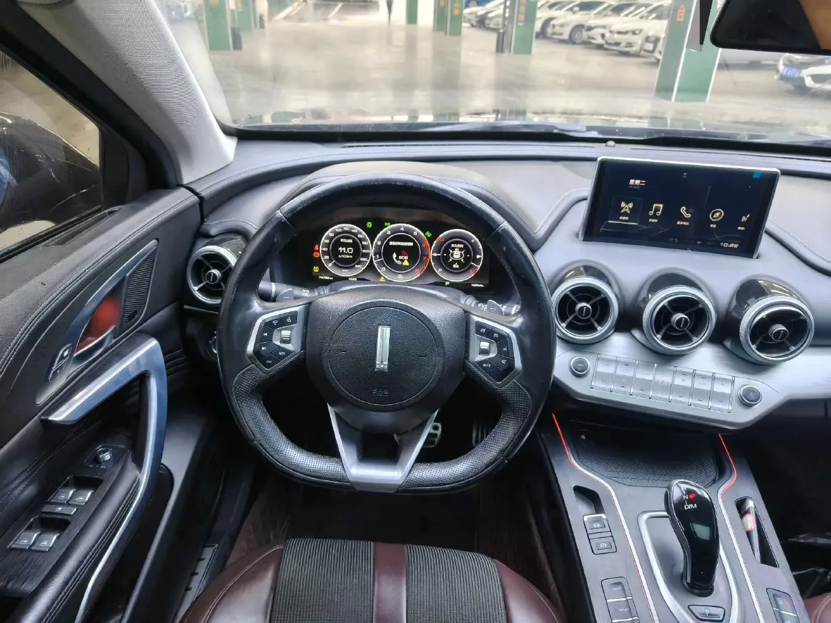 2019 WEY VV7 2.0T 227HP L4 7DCT,autocango,china used car exporter,china ev exporter,chinese used car exporter,chinese used ev exporter