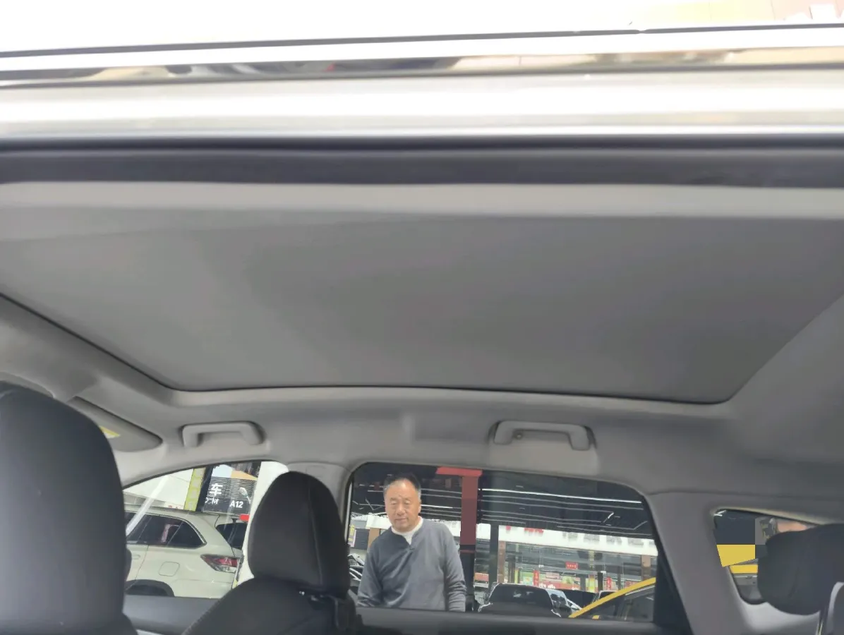 2022 Chery Tiggo 7 1.5T 156HP L4 CVT,autocango,china used car exporter,china ev exporter,chinese used car exporter,chinese used ev exporter