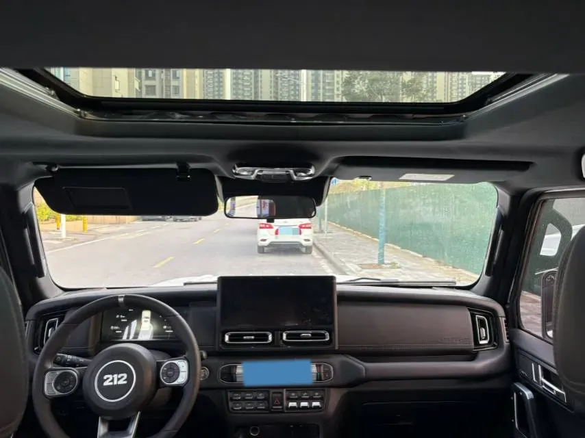 2024 212 212 T01 2.0T 252HP L4 8AT,autocango,china used car exporter,china ev exporter,chinese used car exporter,chinese used ev exporter