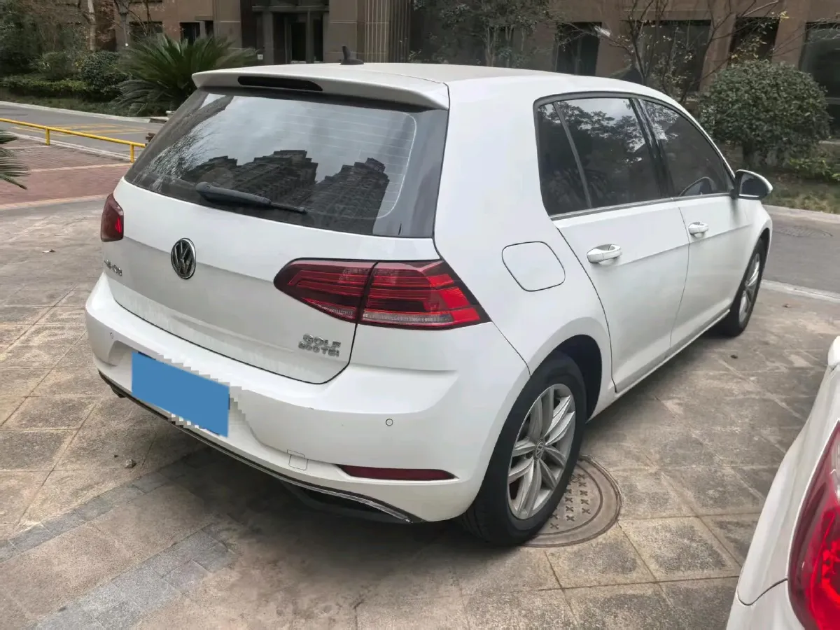 2020 Volkswagen Golf 1.2T 116HP L4 7DCT,autocango,china used car exporter,china ev exporter,chinese used car exporter,chinese used ev exporter