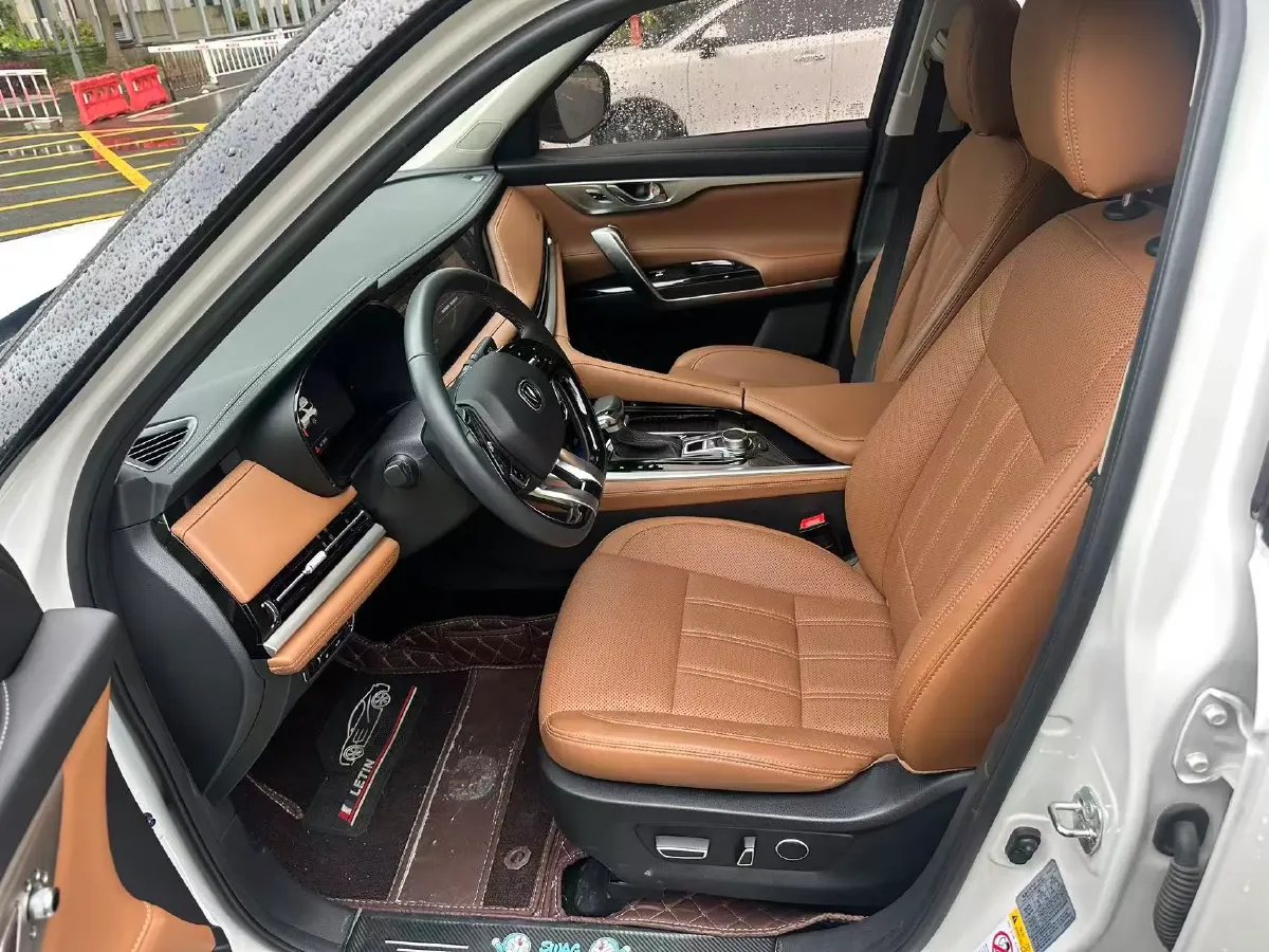 2021 ChangAn CS95 2.0T 233HP L4 6AT,autocango,china used car exporter,china ev exporter,chinese used car exporter,chinese used ev exporter