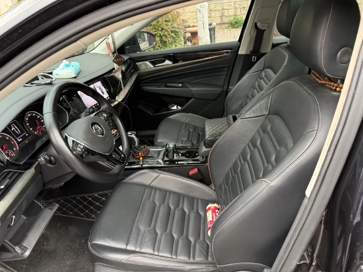 2020 Volkswagen Passat 2.0T 186HP L4 7DCT,autocango,china used car exporter,china ev exporter,chinese used car exporter,chinese used ev exporter