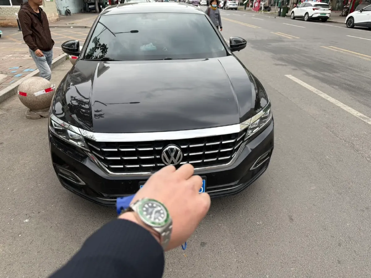 2020 Volkswagen Passat 2.0T 186HP L4 7DCT,autocango,china used car exporter,china ev exporter,chinese used car exporter,chinese used ev exporter