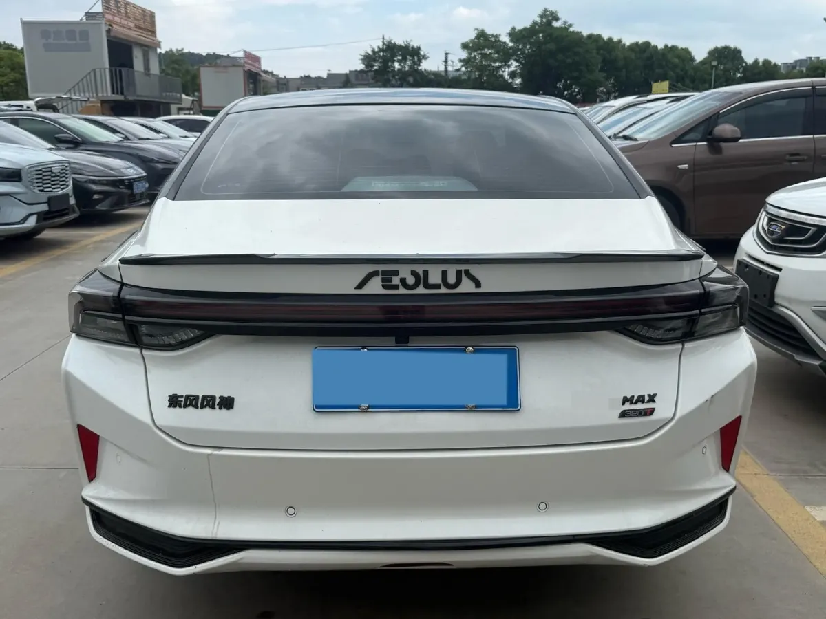 2023 DongFeng Aeolus YiXuan MAX 1.5T 190HP L4 7DCT,autocango,china used car exporter,china ev exporter,chinese used car exporter,chinese used ev exporter