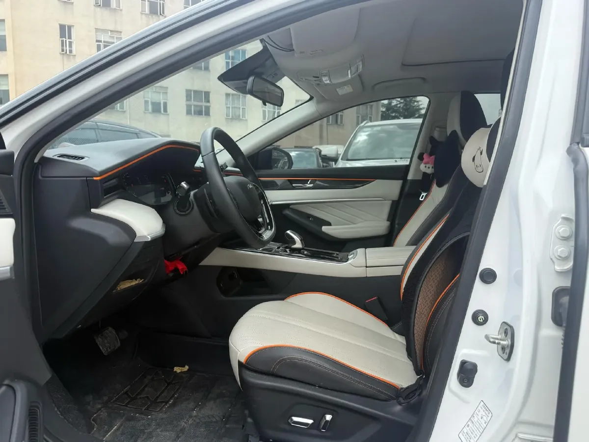 2023 DongFeng Aeolus YiXuan MAX 1.5T 190HP L4 7DCT,autocango,china used car exporter,china ev exporter,chinese used car exporter,chinese used ev exporter