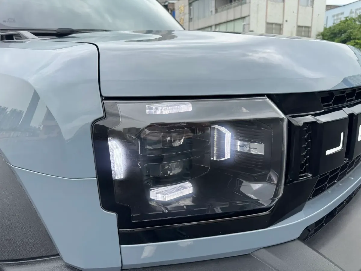 2023 Jetour Traveller 2.0T 254HP L4 8AT,autocango,china used car exporter,china ev exporter,chinese used car exporter,chinese used ev exporter