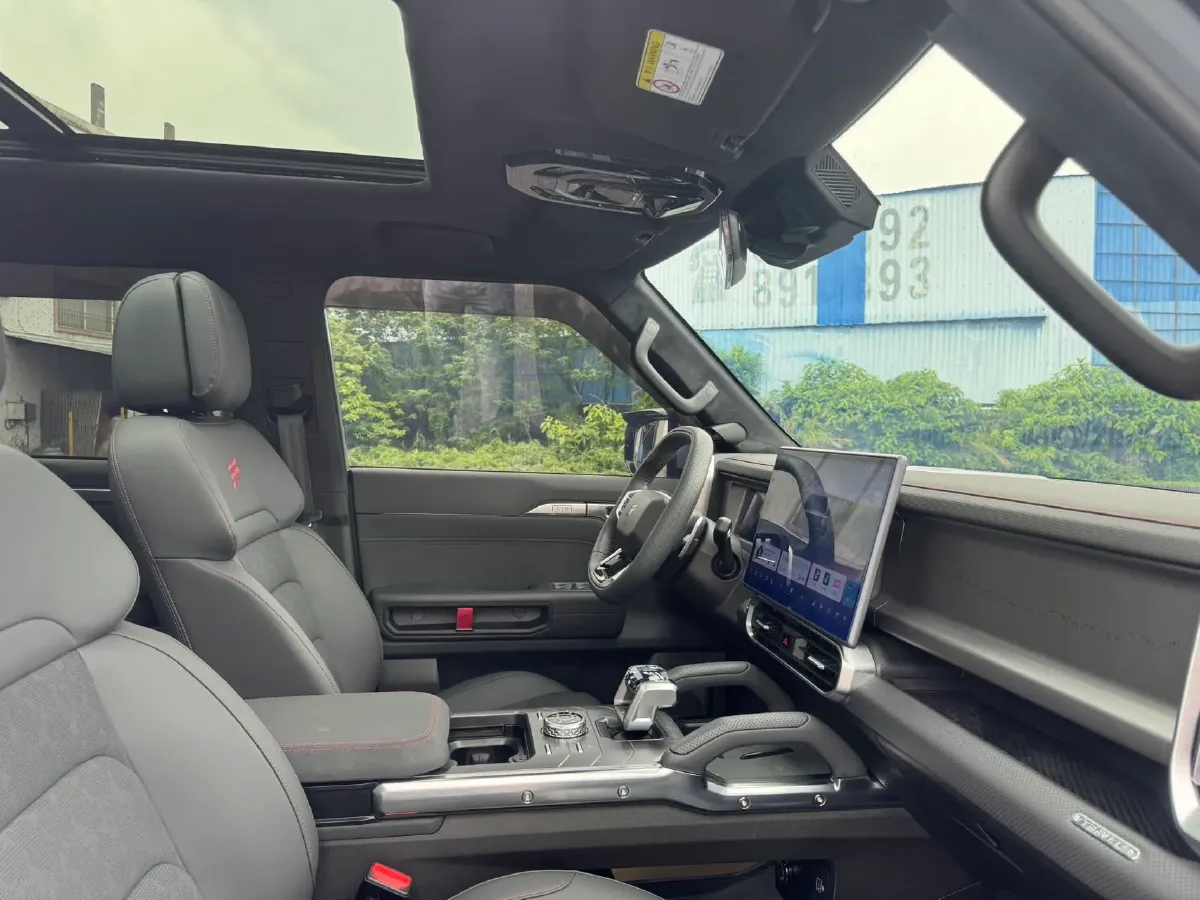 2023 Jetour Traveller 2.0T 254HP L4 8AT,autocango,china used car exporter,china ev exporter,chinese used car exporter,chinese used ev exporter