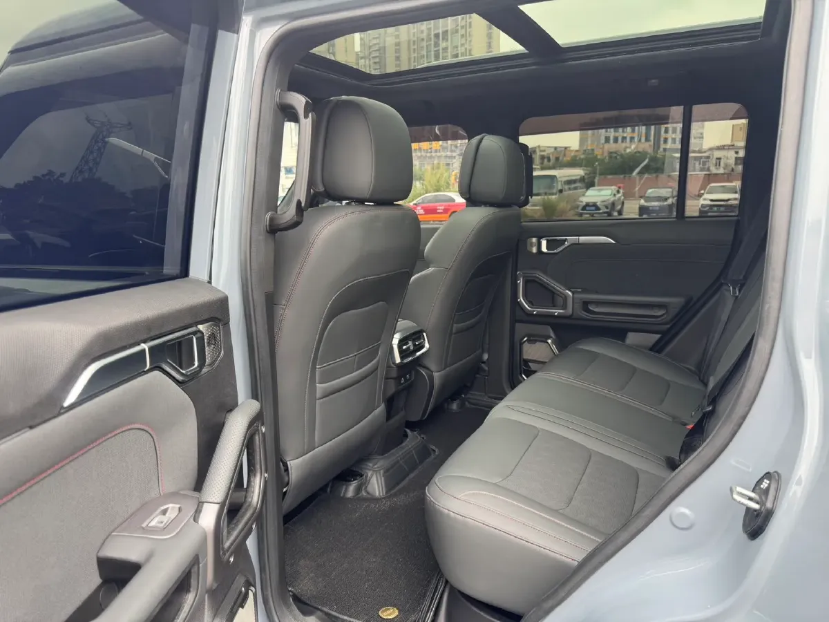 2023 Jetour Traveller 2.0T 254HP L4 8AT,autocango,china used car exporter,china ev exporter,chinese used car exporter,chinese used ev exporter