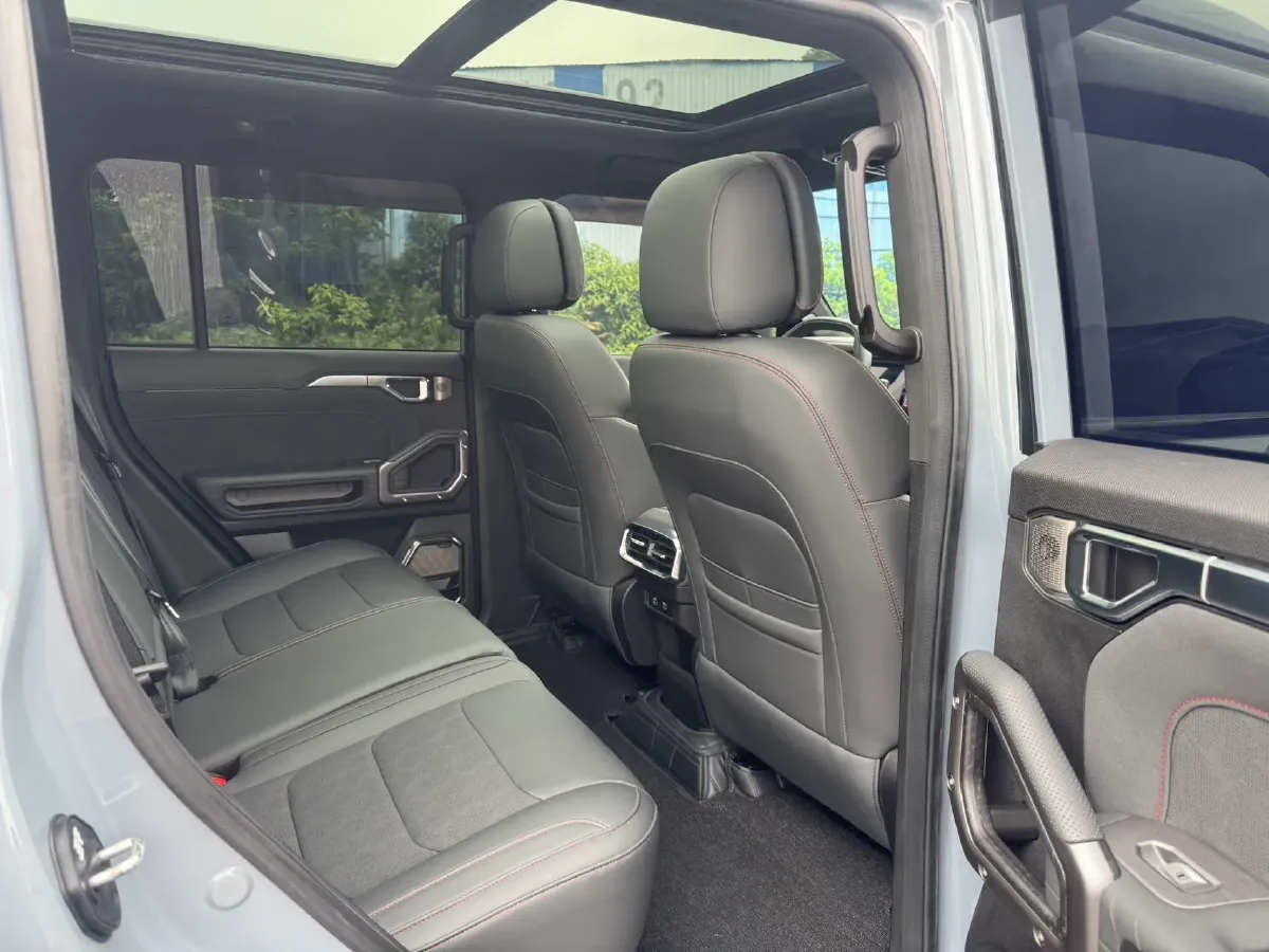 2023 Jetour Traveller 2.0T 254HP L4 8AT,autocango,china used car exporter,china ev exporter,chinese used car exporter,chinese used ev exporter