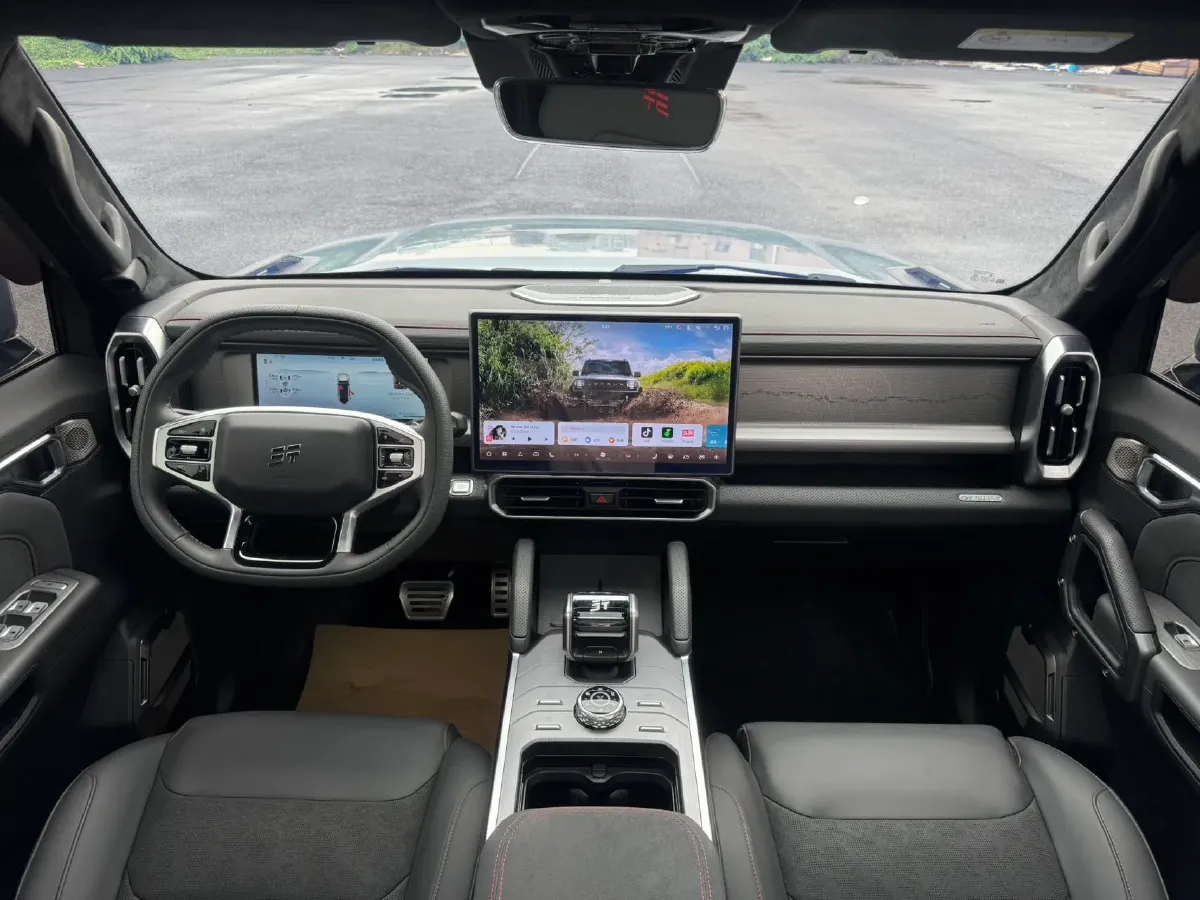 2023 Jetour Traveller 2.0T 254HP L4 8AT,autocango,china used car exporter,china ev exporter,chinese used car exporter,chinese used ev exporter