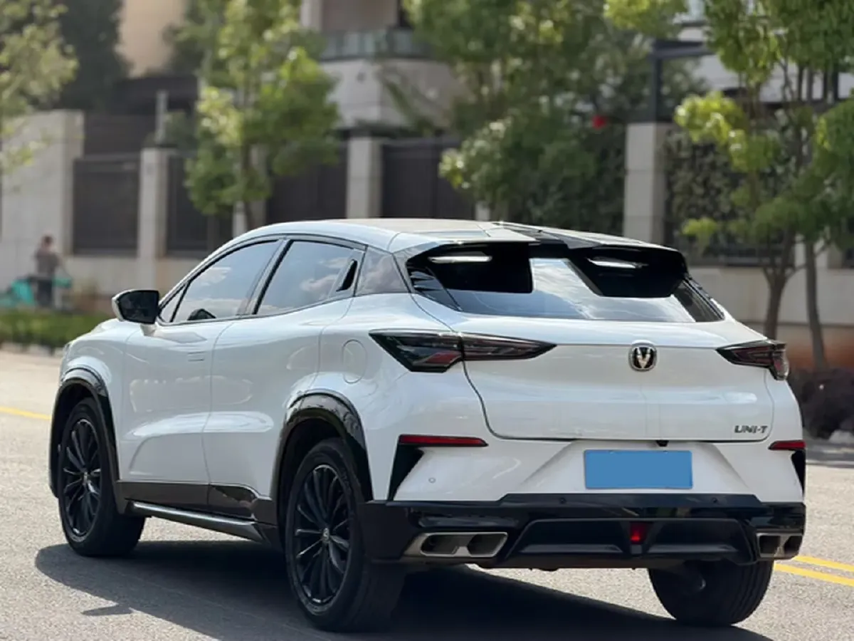 2023 ChangAn UNI-T 1.5T 188HP L4 7DCT,autocango,china used car exporter,china ev exporter,chinese used car exporter,chinese used ev exporter
