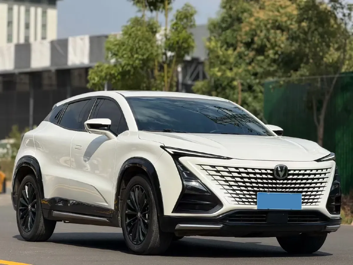 2023 ChangAn UNI-T 1.5T 188HP L4 7DCT,autocango,china used car exporter,china ev exporter,chinese used car exporter,chinese used ev exporter