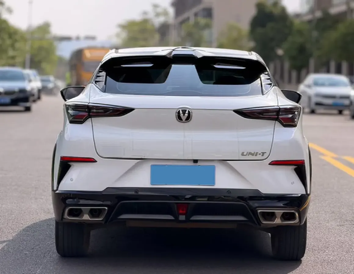 2023 ChangAn UNI-T 1.5T 188HP L4 7DCT,autocango,china used car exporter,china ev exporter,chinese used car exporter,chinese used ev exporter