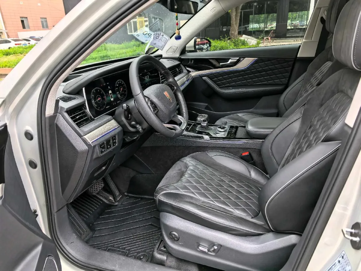 2019 HongQi HS5 2.0T 224HP L4 6AT,autocango,china used car exporter,china ev exporter,chinese used car exporter,chinese used ev exporter