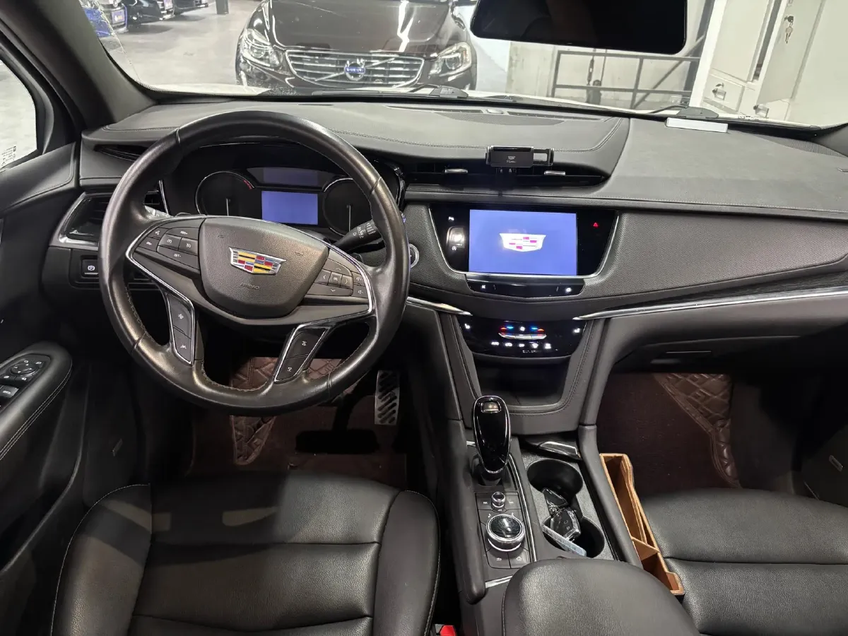 2023 Cadillac XT5 2.0T 237HP L4 9AT,autocango,china used car exporter,china ev exporter,chinese used car exporter,chinese used ev exporter