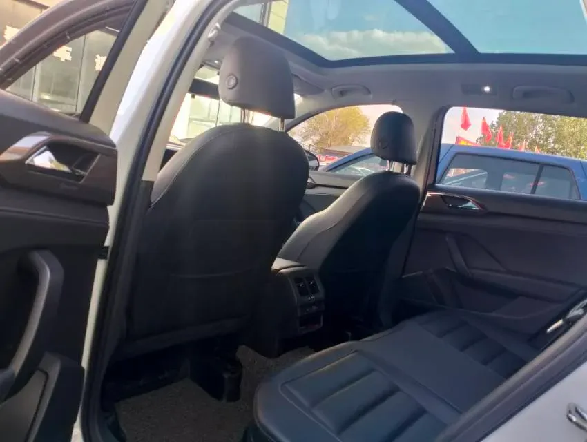 2021 Volkswagen Tharu 1.4T 150HP L4 7DCT,autocango,china used car exporter,china ev exporter,chinese used car exporter,chinese used ev exporter