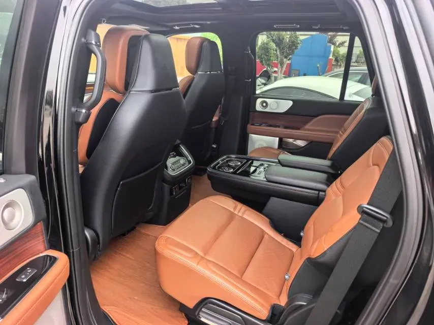 2020 Lincoln Navigator 3.5T 388HP V6 10AT,autocango,china used car exporter,china ev exporter,chinese used car exporter,chinese used ev exporter