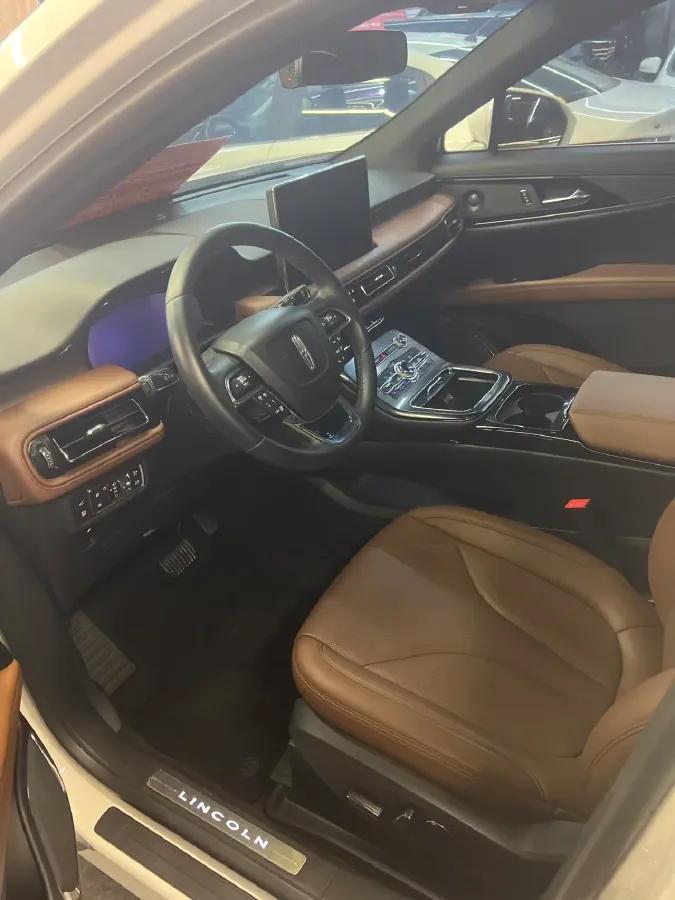 2021 Lincoln Nautilus 2.0T 245HP L4 8AT,autocango,china used car exporter,china ev exporter,chinese used car exporter,chinese used ev exporter