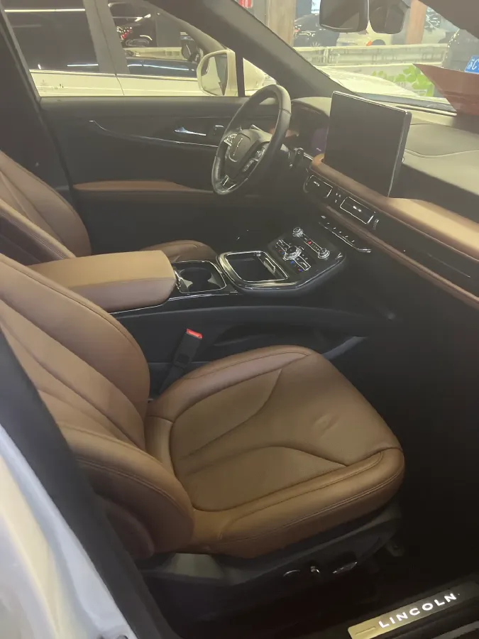 2021 Lincoln Nautilus 2.0T 245HP L4 8AT,autocango,china used car exporter,china ev exporter,chinese used car exporter,chinese used ev exporter