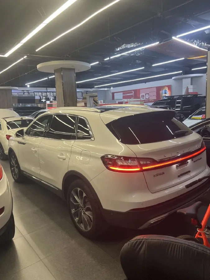 2021 Lincoln Nautilus 2.0T 245HP L4 8AT,autocango,china used car exporter,china ev exporter,chinese used car exporter,chinese used ev exporter