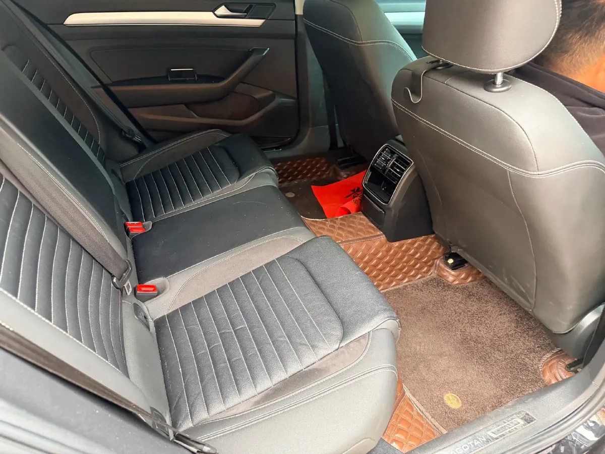 2020 Volkswagen Magotan 1.4T 150HP L4 7DCT,autocango,china used car exporter,china ev exporter,chinese used car exporter,chinese used ev exporter