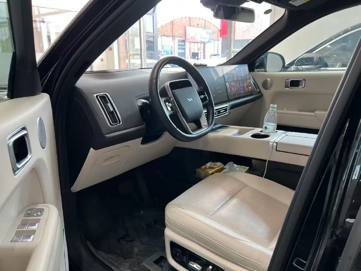 2023 Li L9 Range Extended 154HP REEV 42.6KWH,autocango,china used car exporter,china ev exporter,chinese used car exporter,chinese used ev exporter