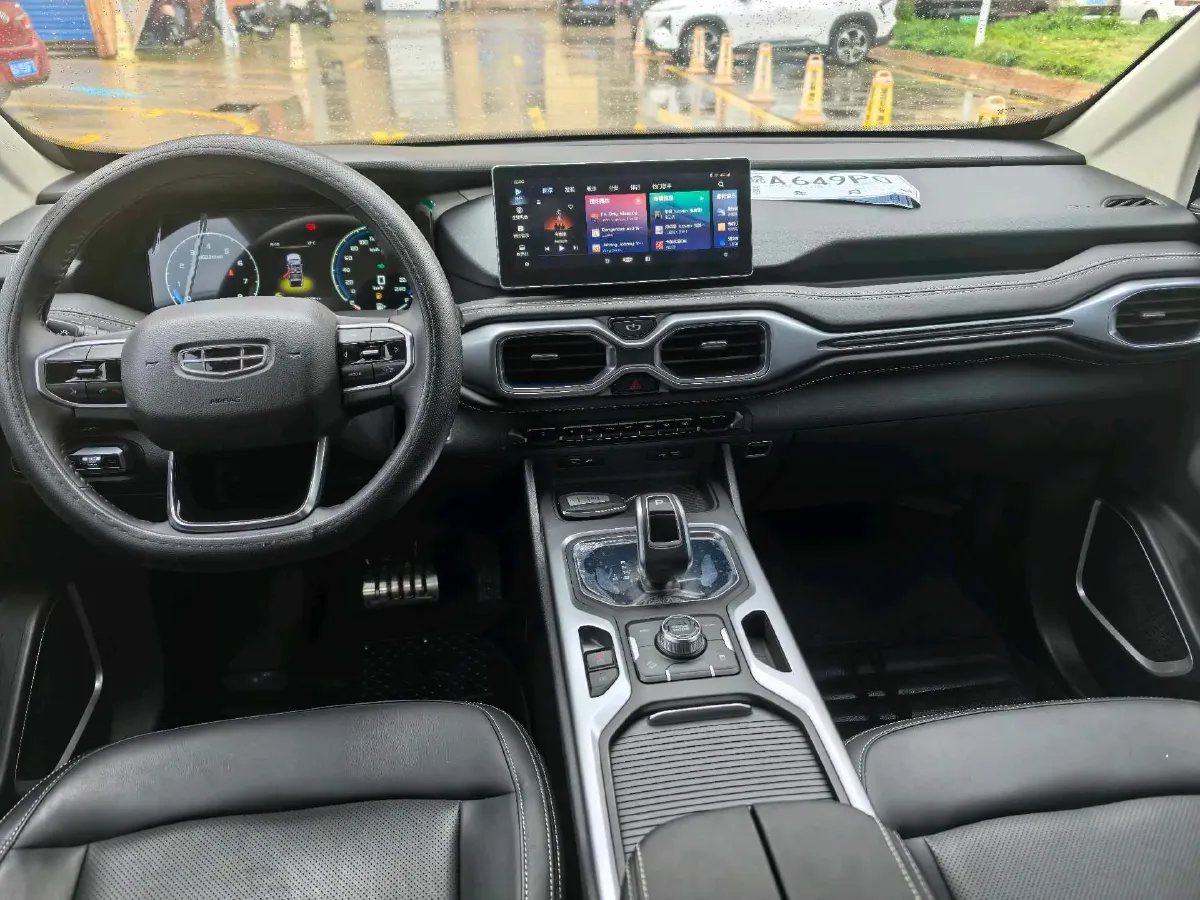 2020 Geely Okavango 1.8T 184HP L4 7DCT,autocango,china used car exporter,china ev exporter,chinese used car exporter,chinese used ev exporter