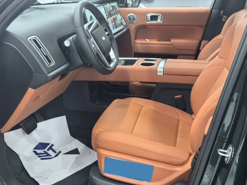 2024 Volvo S60 2.0T 197HP L4 7DCT,autocango,china used car exporter,china ev exporter,chinese used car exporter,chinese used ev exporter