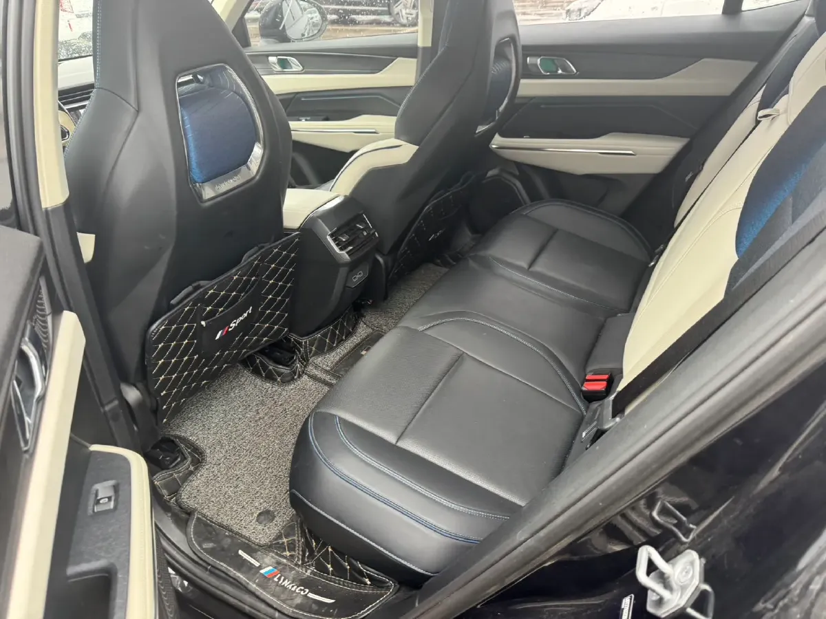 2021 LYNK&CO 01 2.0T 218HP L4 8AT,autocango,china used car exporter,china ev exporter,chinese used car exporter,chinese used ev exporter