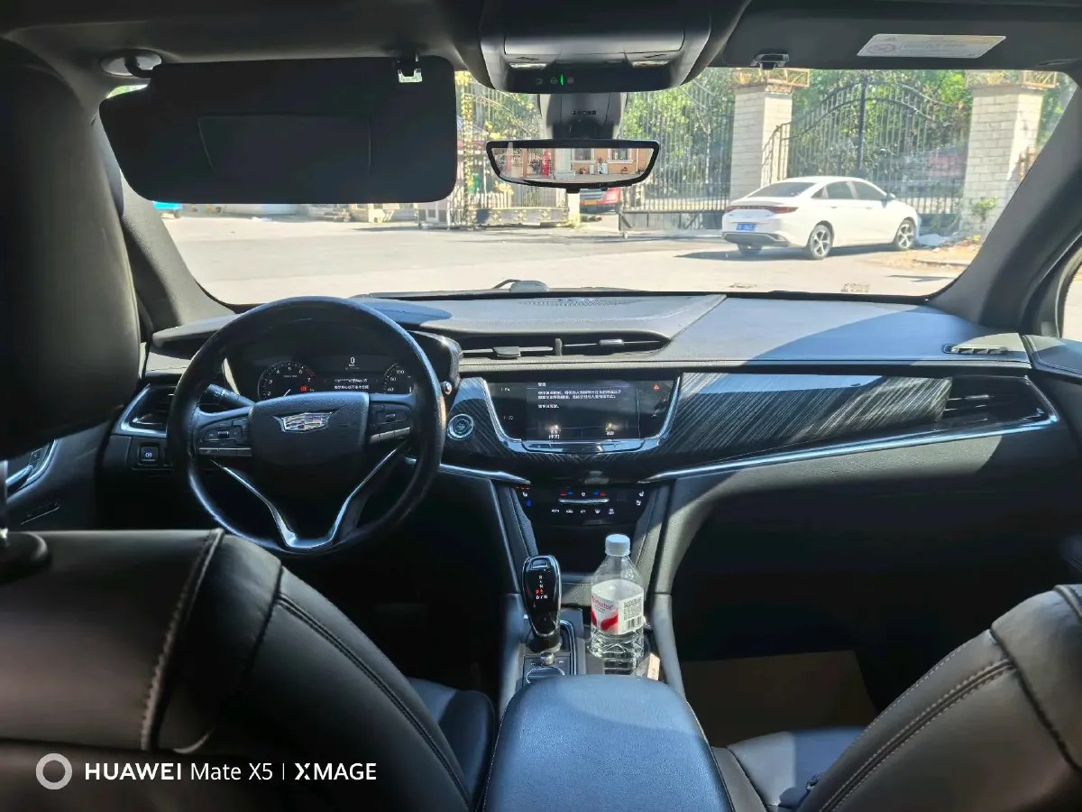 2022 Cadillac XT6 2.0T 237HP L4 9AT,autocango,china used car exporter,china ev exporter,chinese used car exporter,chinese used ev exporter