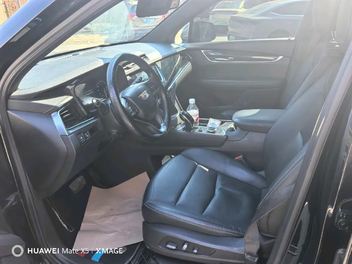 2022 Cadillac XT6 2.0T 237HP L4 9AT,autocango,china used car exporter,china ev exporter,chinese used car exporter,chinese used ev exporter