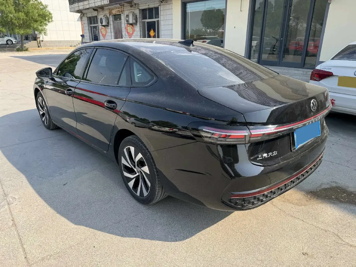 2025 Volkswagen Passat 2.0T 220HP L4 7DCT,autocango,china used car exporter,china ev exporter,chinese used car exporter,chinese used ev exporter
