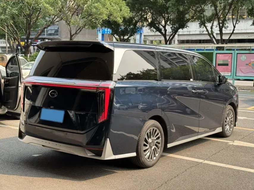 2023 GAC Trumpchi M8 2.0T 190HP L4 E-CVT Hybrid,autocango,china used car exporter,china ev exporter,chinese used car exporter,chinese used ev exporter