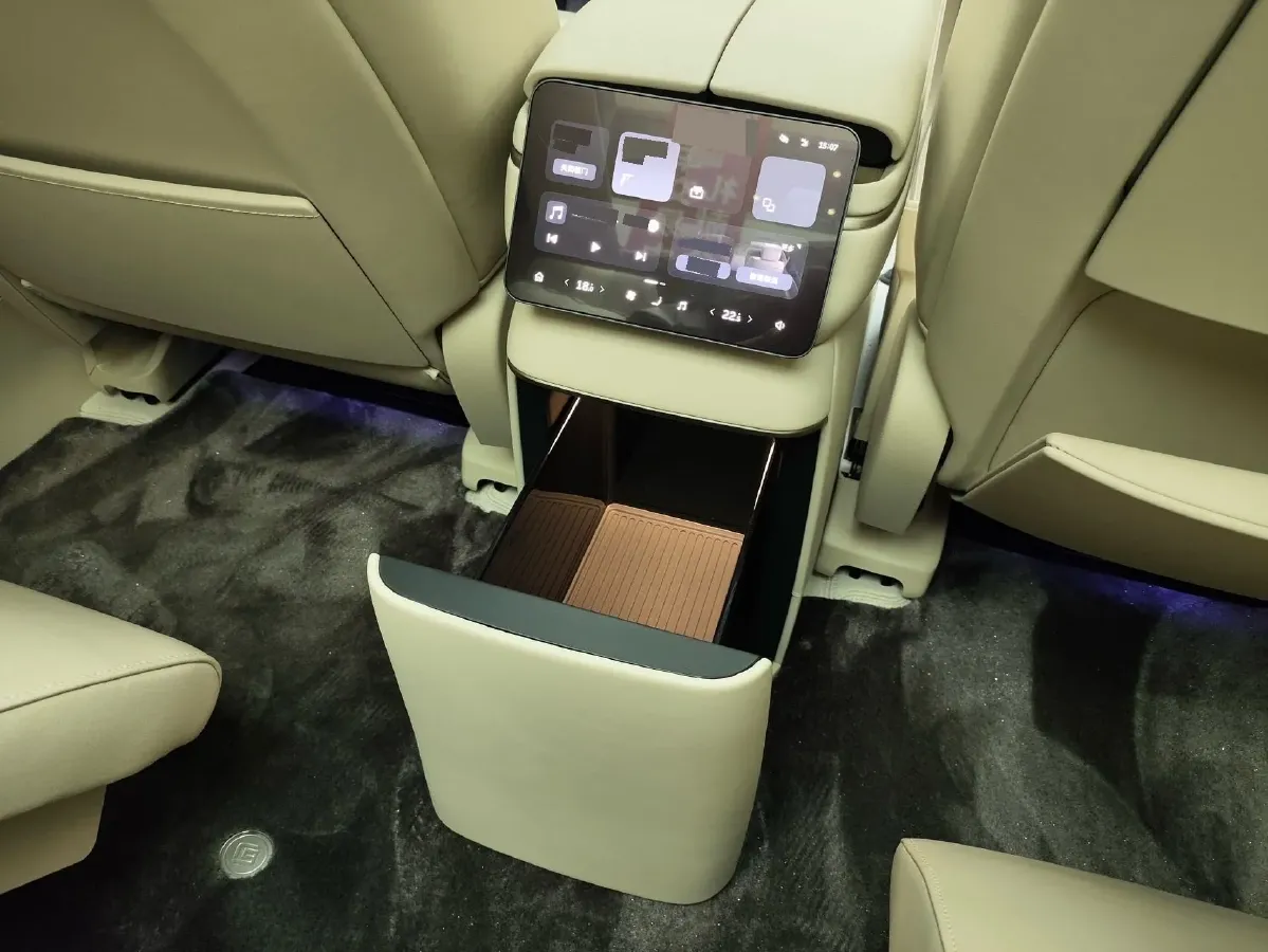 2026 NIO ES8 BEV,autocango,china used car exporter,china ev exporter,chinese used car exporter,chinese used ev exporter