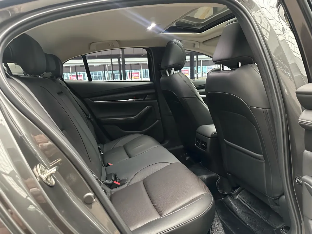 2020 Mazda 3 Axela 2.0L 158HP L4 6AT,autocango,china used car exporter,china ev exporter,chinese used car exporter,chinese used ev exporter