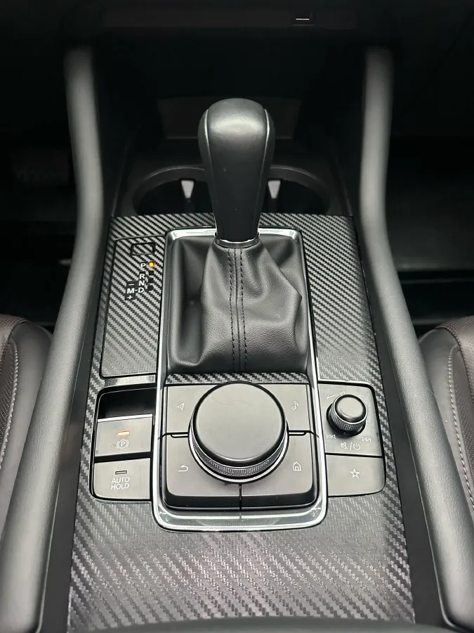 2020 Mazda 3 Axela 2.0L 158HP L4 6AT,autocango,china used car exporter,china ev exporter,chinese used car exporter,chinese used ev exporter