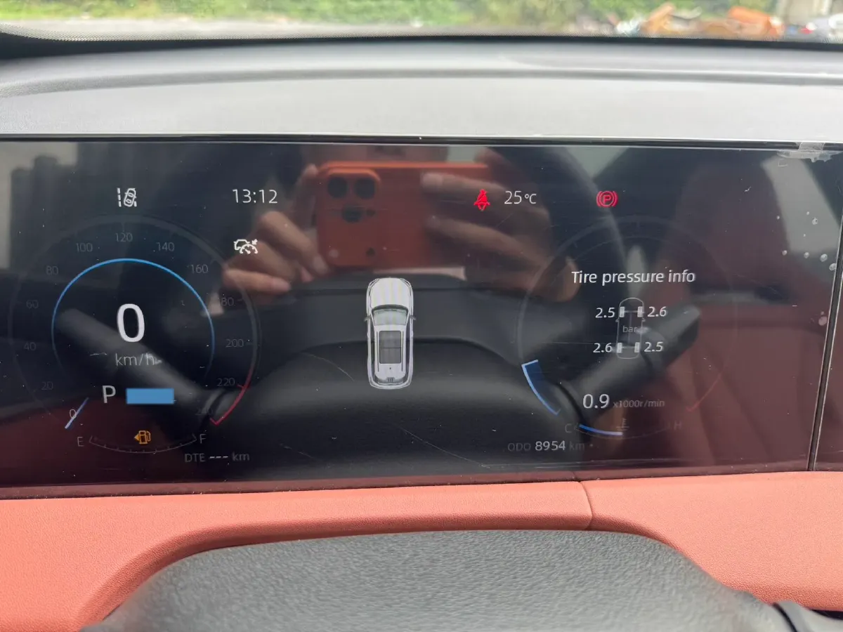 2025 ChangAn CS75 Plus 1.5T 188HP L4 8AT,autocango,china used car exporter,china ev exporter,chinese used car exporter,chinese used ev exporter