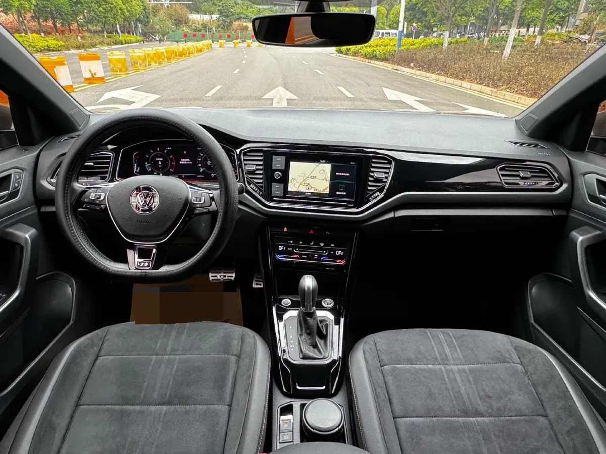 2019 Volkswagen T-Roc 1.4T 150HP L4 7DCT,autocango,china used car exporter,china ev exporter,chinese used car exporter,chinese used ev exporter
