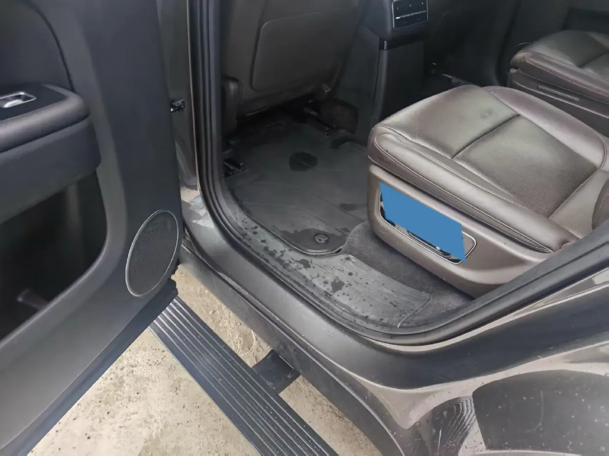 2022 Li L9 Range Extended 154HP REEV 42.6KWH,autocango,china used car exporter,china ev exporter,chinese used car exporter,chinese used ev exporter