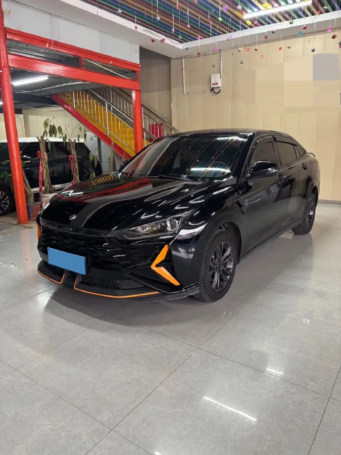 2024 DongFeng Aeolus YiXuan 1.5L 125HP L4 6DCT,autocango,china used car exporter,china ev exporter,chinese used car exporter,chinese used ev exporter