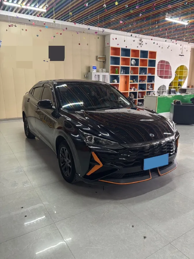 2024 DongFeng Aeolus YiXuan 1.5L 125HP L4 6DCT,autocango,china used car exporter,china ev exporter,chinese used car exporter,chinese used ev exporter