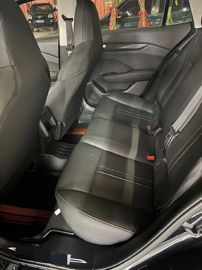 2024 DongFeng Aeolus YiXuan 1.5L 125HP L4 6DCT,autocango,china used car exporter,china ev exporter,chinese used car exporter,chinese used ev exporter