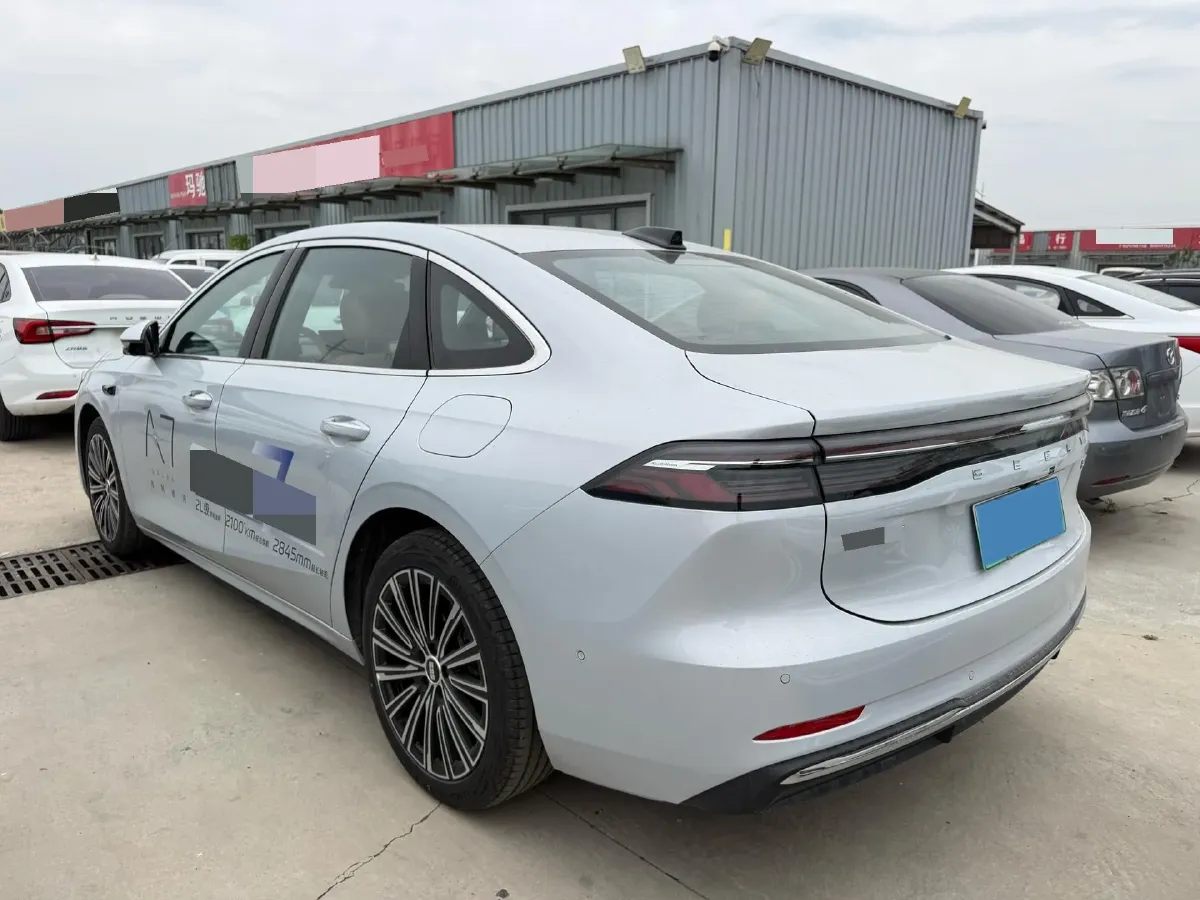 2025 Geely Galaxy A7 1.5L 112HP L4 1DHT PHEV,autocango,china used car exporter,china ev exporter,chinese used car exporter,chinese used ev exporter