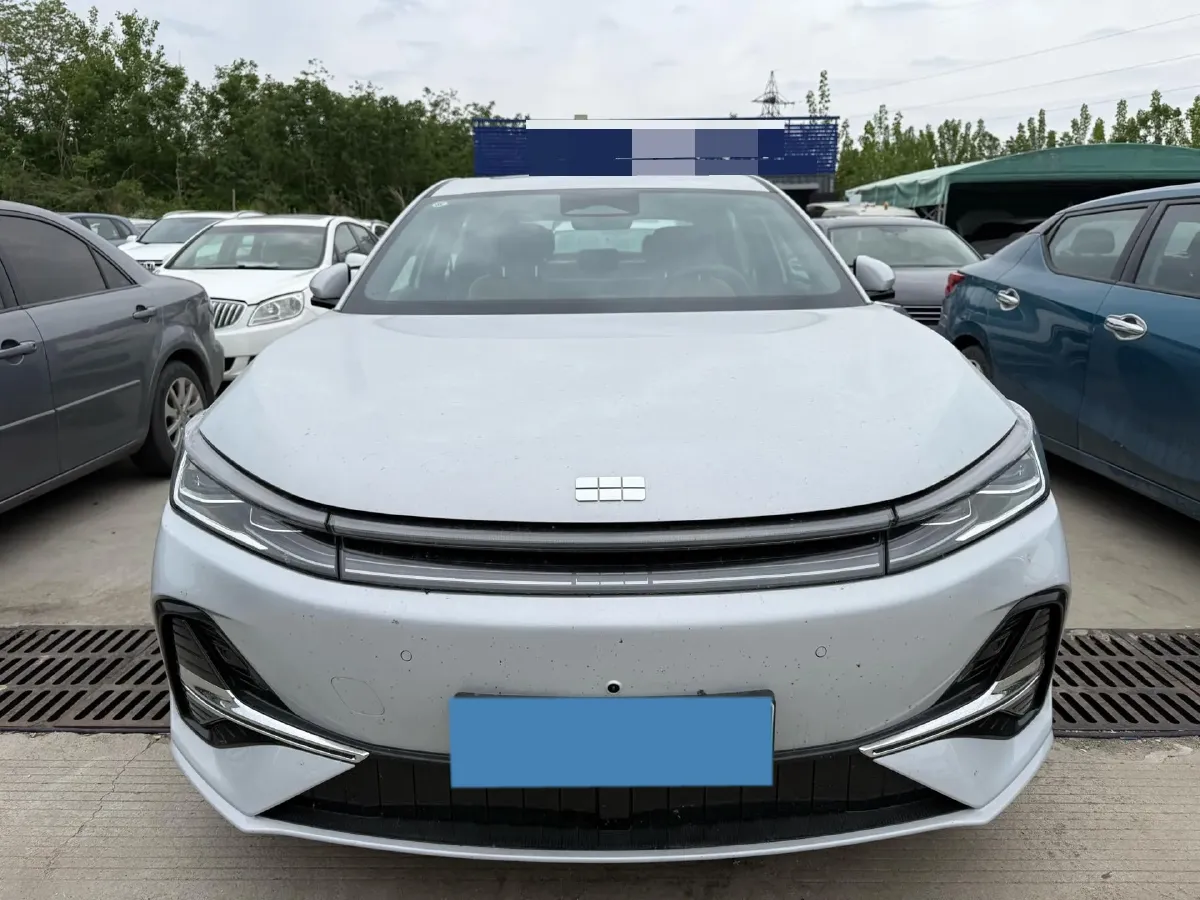 2025 Geely Galaxy A7 1.5L 112HP L4 1DHT PHEV,autocango,china used car exporter,china ev exporter,chinese used car exporter,chinese used ev exporter