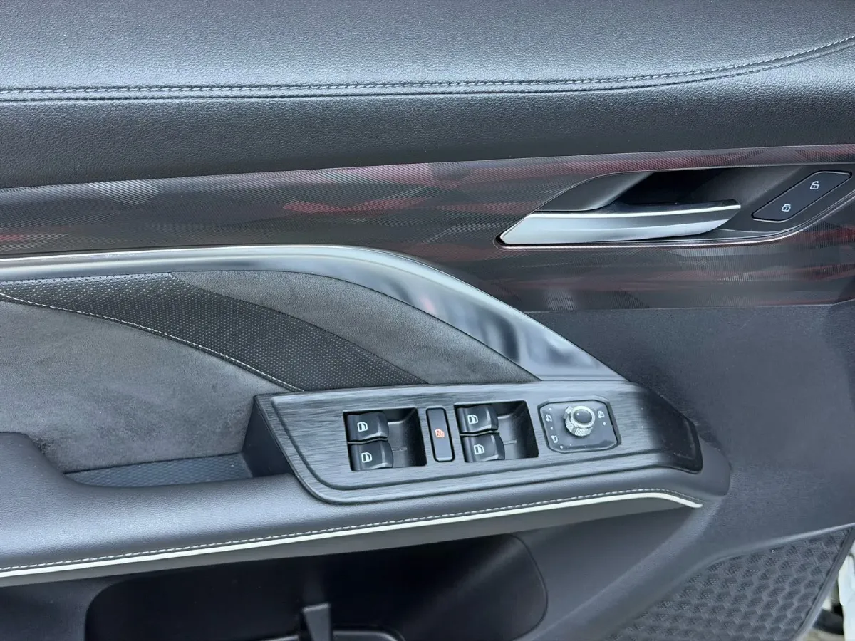 2021 Haval H6 1.5T 150HP L4 7DCT,autocango,china used car exporter,china ev exporter,chinese used car exporter,chinese used ev exporter