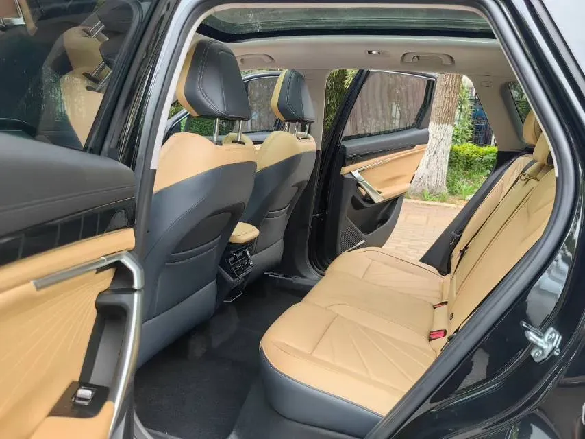 2023 Geely StarRay 1.5T 181HP L4 7DCT,autocango,china used car exporter,china ev exporter,chinese used car exporter,chinese used ev exporter