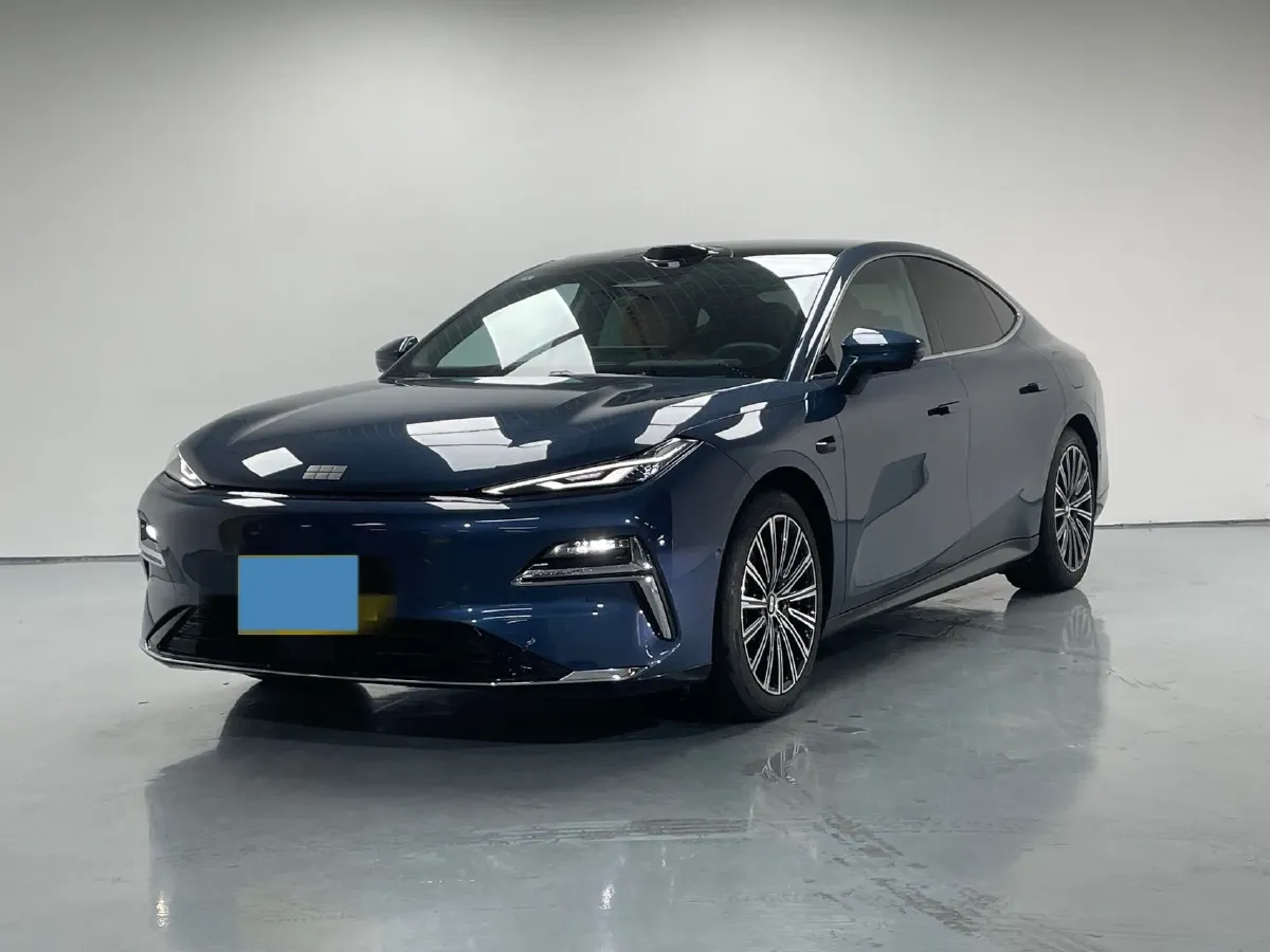 2025 Geely Galaxy Starshine 8 1.5T 163HP L4 3DHT PHEV 27.69KWH,autocango,china used car exporter,china ev exporter,chinese used car exporter,chinese used ev exporter